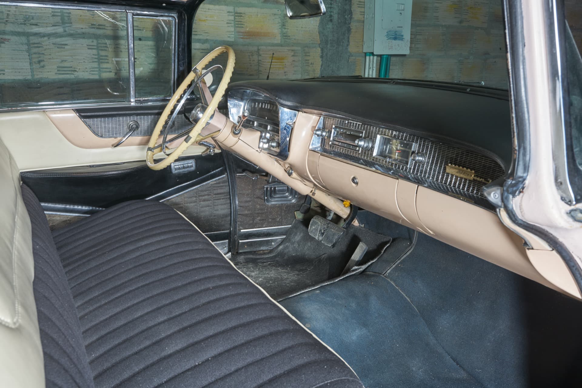 Interior 1