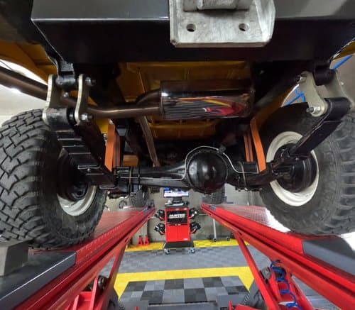 Land Rover Santana IIa — The Undercarriage
