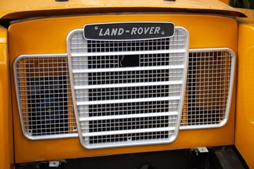 Land Rover Santana IIa — Hardware & Details