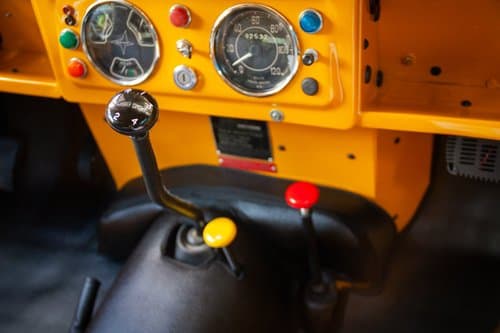 Land Rover Santana IIa — The Truck's Interior