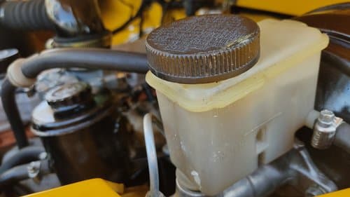 Land Rover Santana IIa — The Truck's Engine