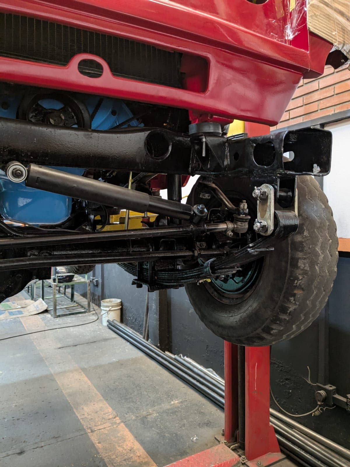 Nissan Patrol — The Undercarriage