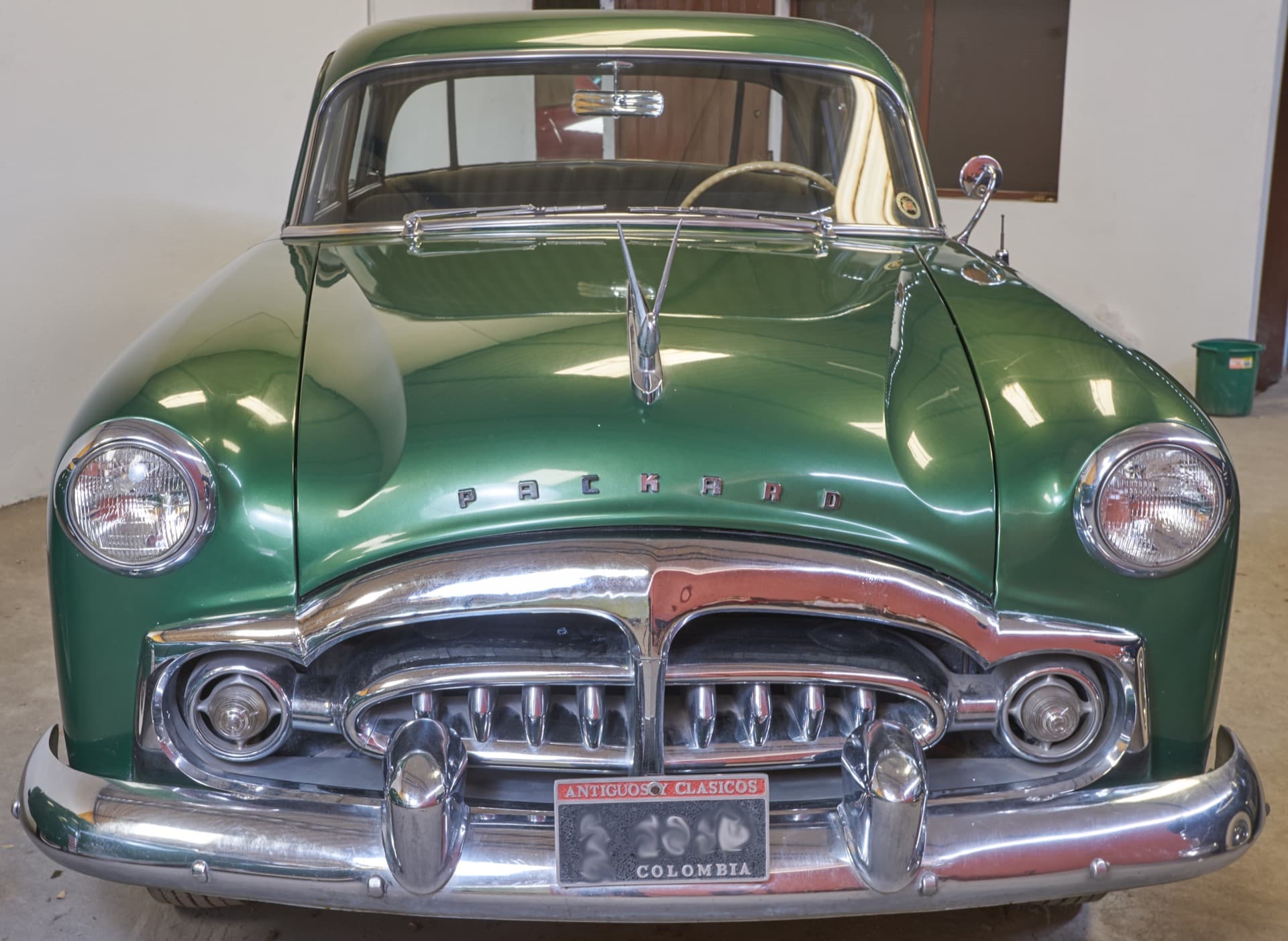 1951 Packard Patrician 400 4dr Touring Sedan